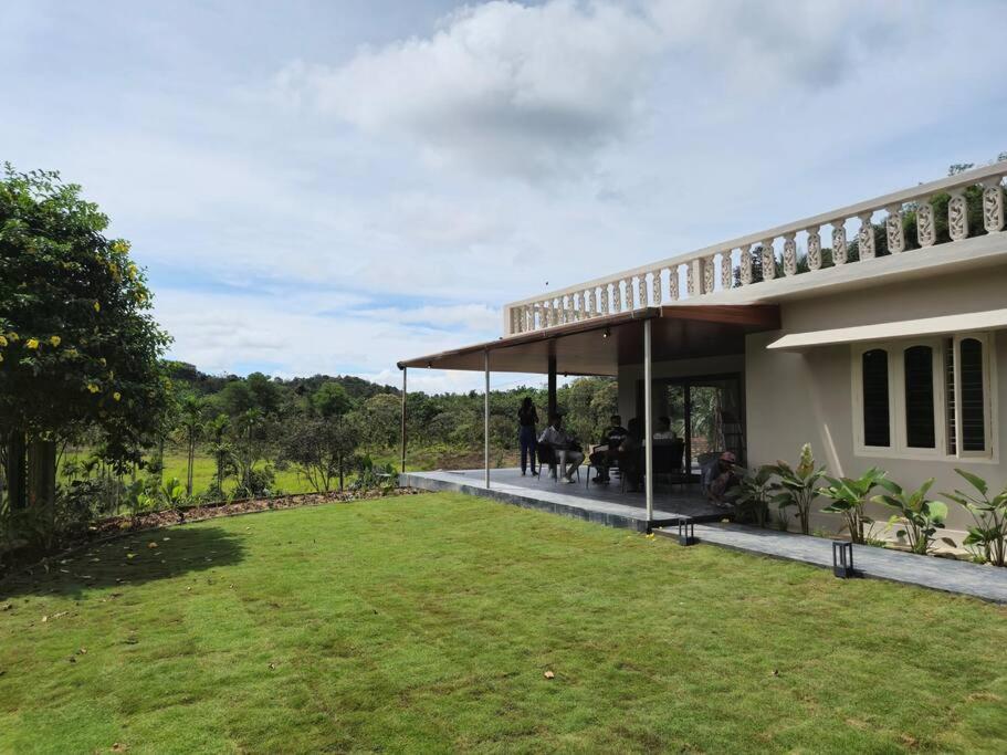 Villa Songs Of The Treepie Virajpet Exterior foto